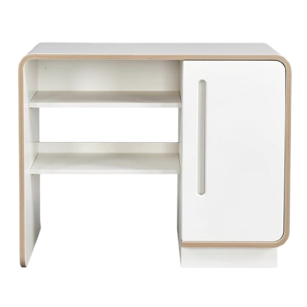 **Moderne bureau met opbergruimte en minimalistisch ontwerp**